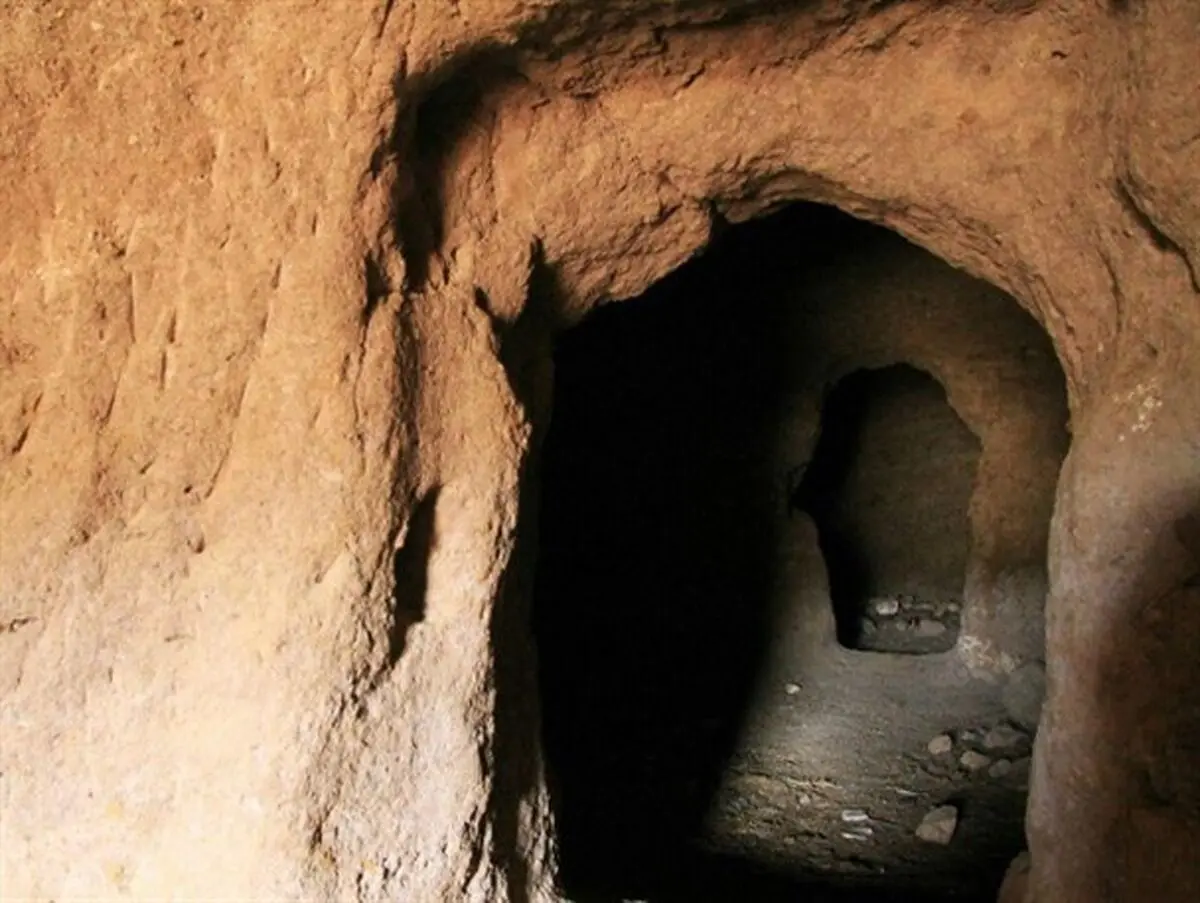 خواب پریشان کهن شهر زیر زمینی البرز با دزدان شبانه + تصاویر