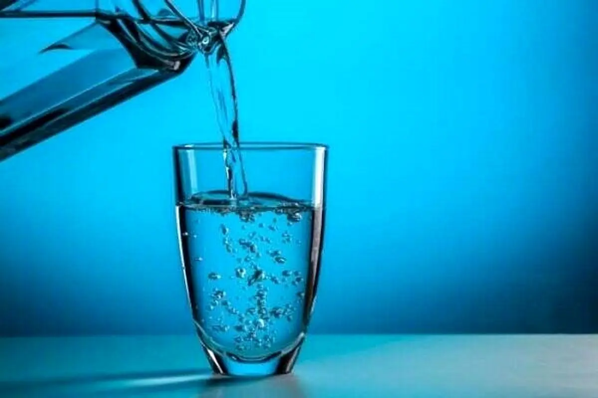نوشیدن آب در نیمهشب خطرناک است؟