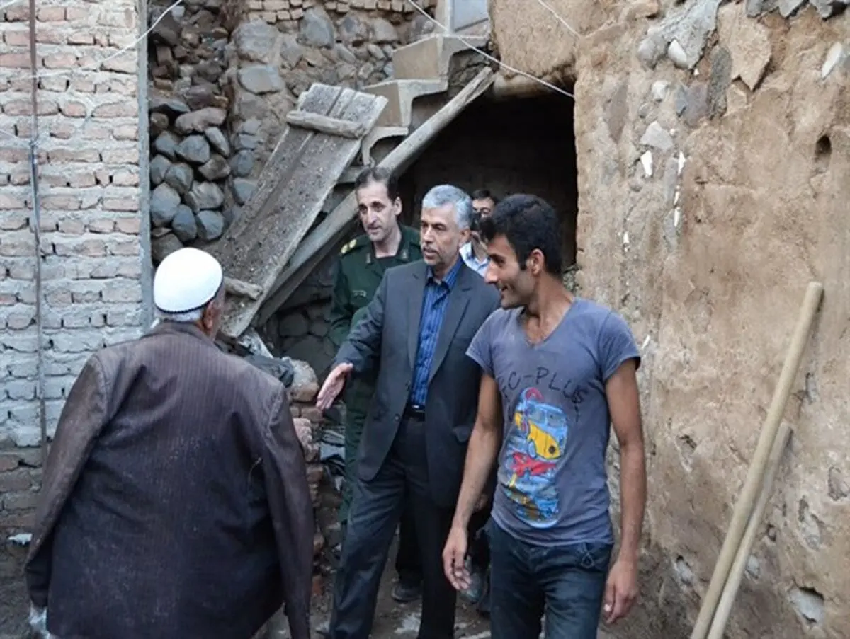 سیل در روستای بیرق و مسئولینی که برای کمک‌رسانی حال نداشتند!
