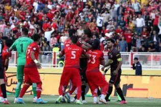  پرسپولیس صفر - تراکتور 1 / شکست خانگی پرسپولیس با درخشش اخباری