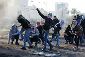 مقاومت و انتفاضه تنها راه آزادسازی فلسطین است