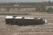 
خسارت تند باد در راور+ تصاویر
