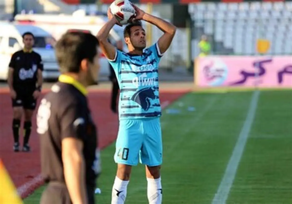 خداحافظی رسمی مرد شماره ۴۰ فوتبال ایران