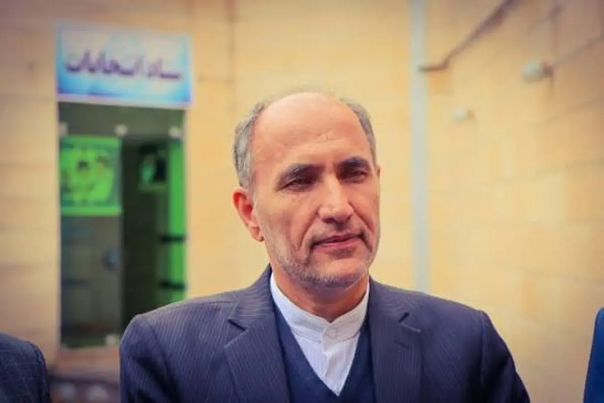 القای دوگانگی میان ارکان نظام، آب به آسیاب دشمن ریختن است