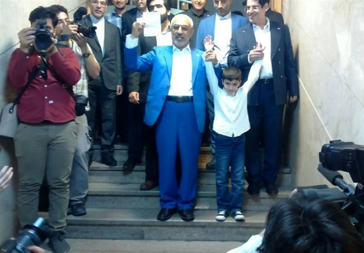 «زاهدی» داوطلب انتخابات ریاستجمهوری شد + عکس