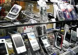 قیمت تلفن همراه کاهش می یابد