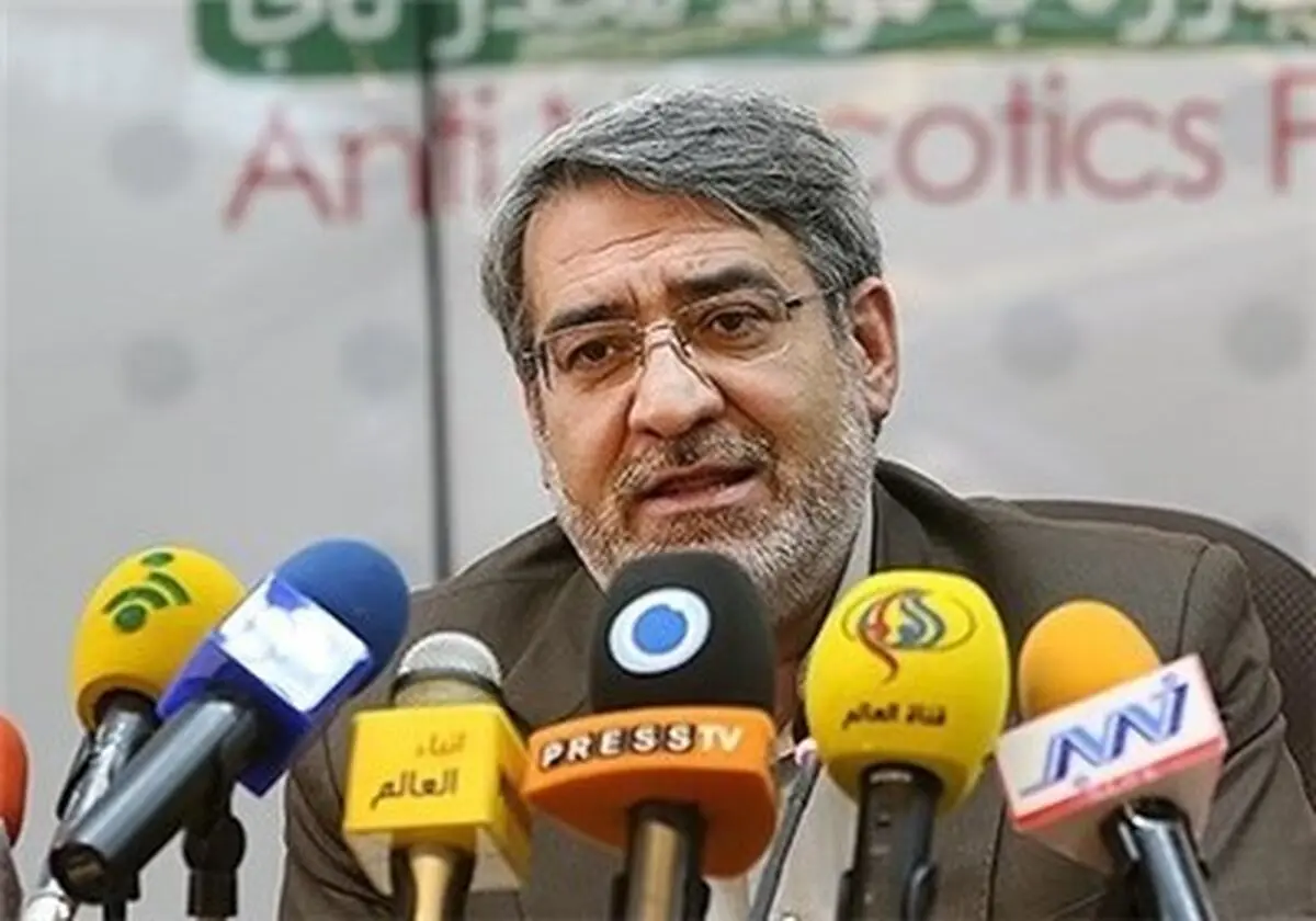 وزیر کشور وارد خراسان‌رضوی شد