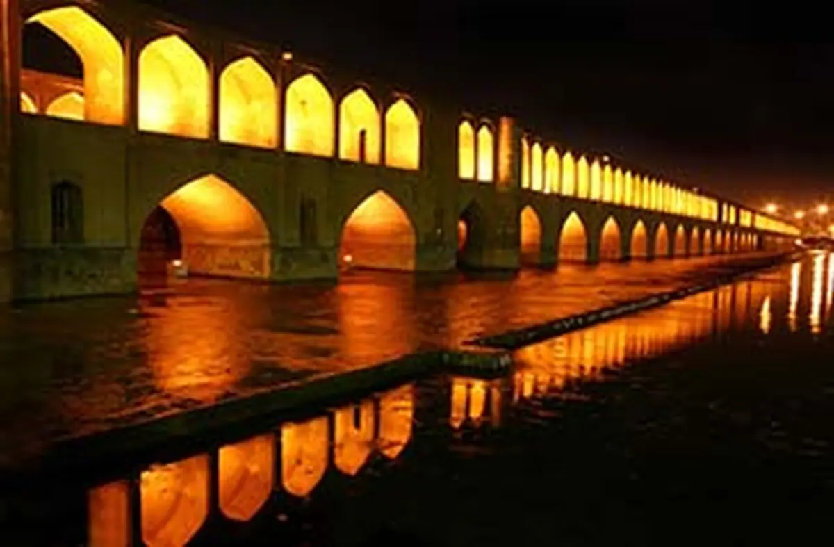 کودک خردسال بر اثر سقوط از سی و سه پل جان باخت