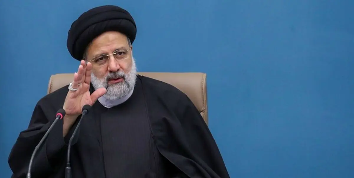 اقامه نماز ابراهیم رئیسی در کنار اهل سنت در اندونزی+فیلم