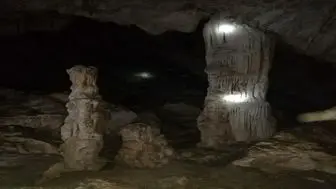 کشف یک غار شگفت انگیز  در لرستان 