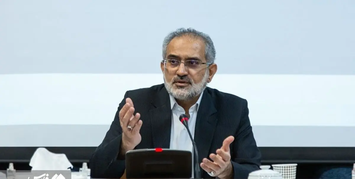 کاهش آمار کرونا نتیجه تلاش بی‌وقفه دولت و کادر درمان بود