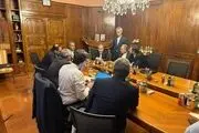 اولین تصاویر رسمی از مذاکره غیر مستقیم ایران و آمریکا