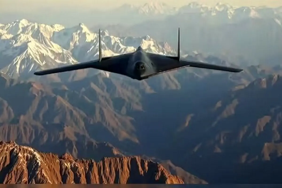 جنگنده مورد علاقه ترامپ در دستان رونالدو !