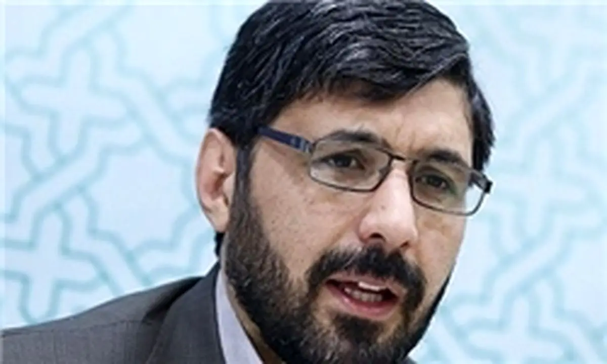 مسئولان به دلیل دخالت در امور داخلی ایران به انگلیس اعتراض کنند
