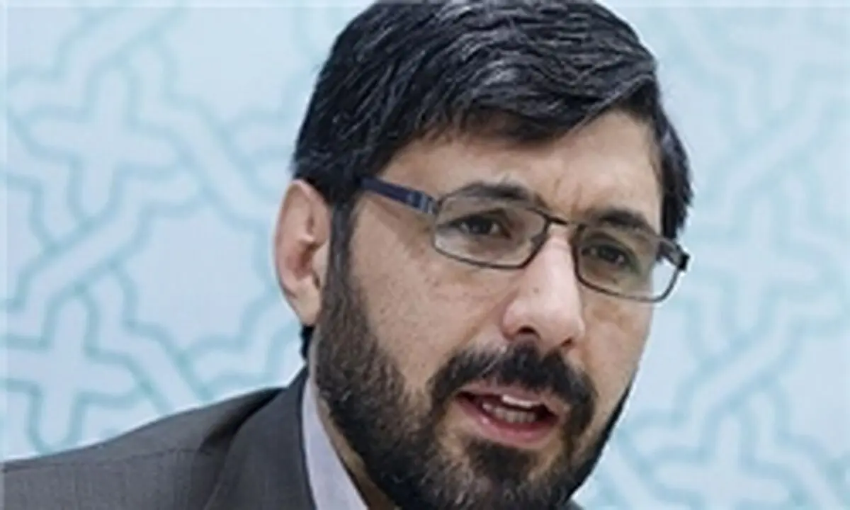 مسئولان به دلیل دخالت در امور داخلی ایران به انگلیس اعتراض کنند