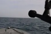 هیچ شناوری بدون اجازه ایران حق عبور از تنگه هرمز را ندارد