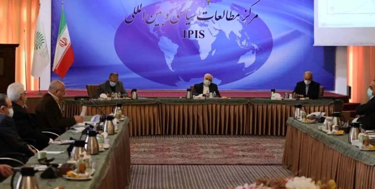 ظریف:‌ حمایت از صادرکنندگان بخش خصوصی وظیفه دولت و وزارت امور خارجه است