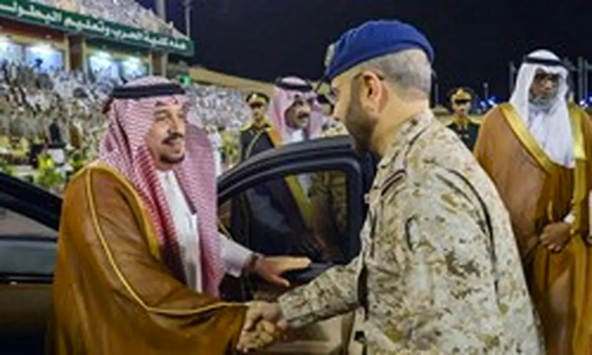 بنسلمان در مراسم فارغالتحصیلی دانشکده افسری ملک عبدالعزیز هم حاضر نشد