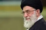 تصویری کمتر دیده شده از مقام معظم رهبری در لباس محلی
