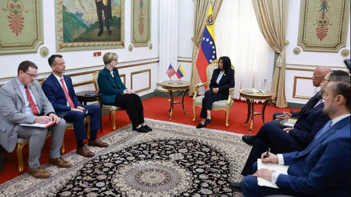 رئیس‌جمهور موقت ونزوئلا برای آمریکا سفیر منصوب کرد
