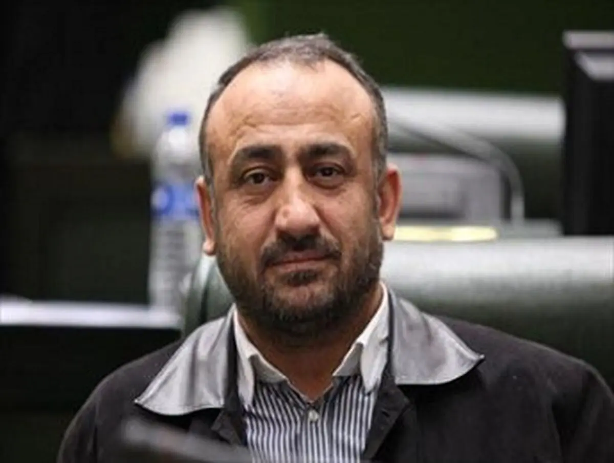 وزاتخانه شما از جای دیگری دستور می گیرد