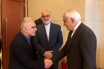 دژپسند با استقبال سفیر ایران وارد پکن شد