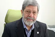 بعید است عارف برچسب مرد انصراف را برای خود برگزیند
