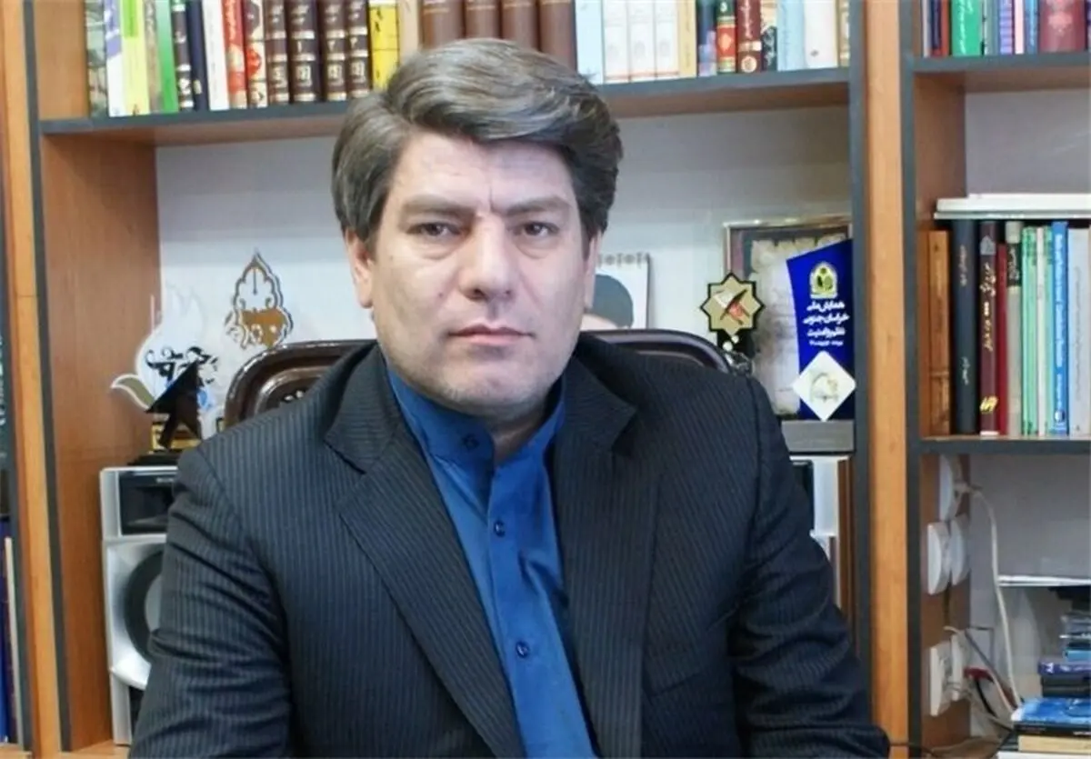 مسابقات ساخت مجسمه‌های نمکی در تالاب نهبندان آغاز شد 