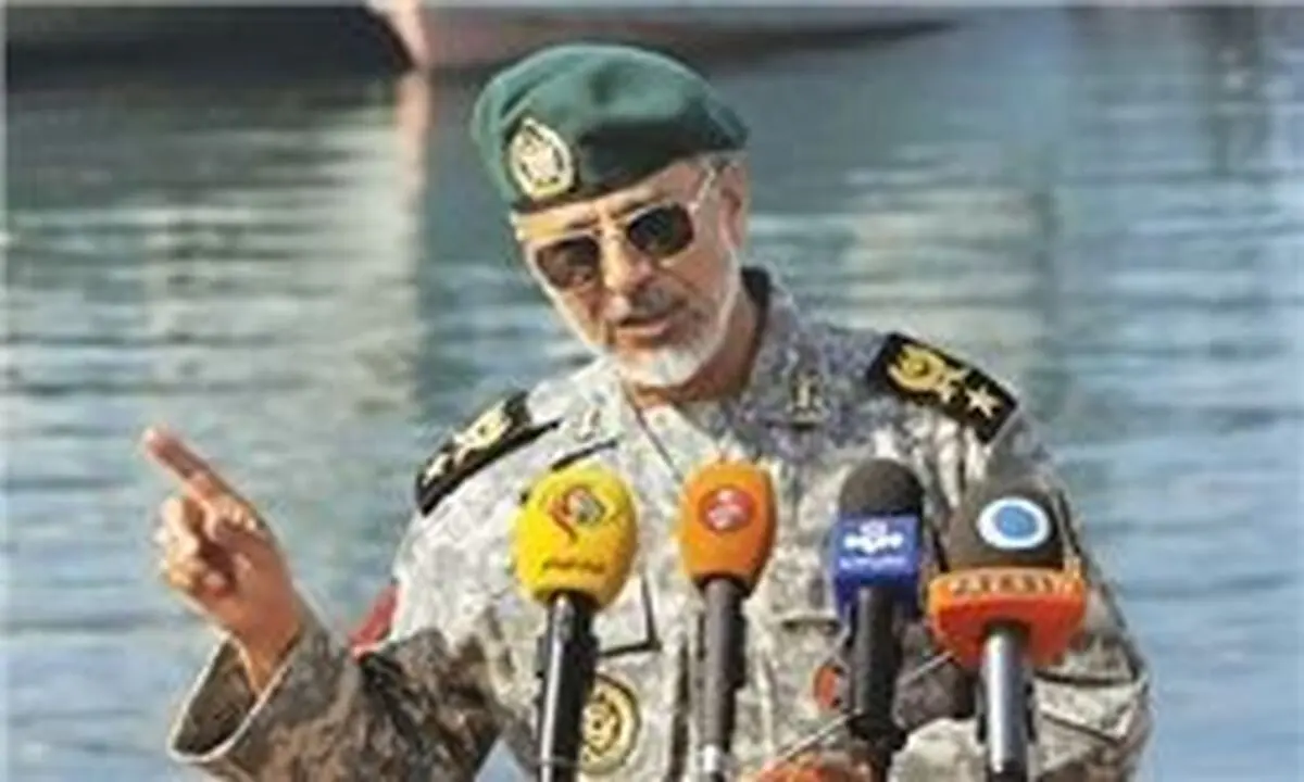 آنچنان یقه دشمنان را می‌گیریم که خودشان هم باور نکنند