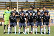 استقلال عقاب را گلباران کرد