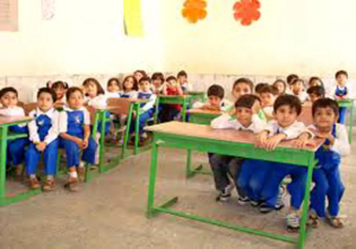 تحصیل ۱۱ هزار دانش آموز در مدارس شهرستان نیمروز