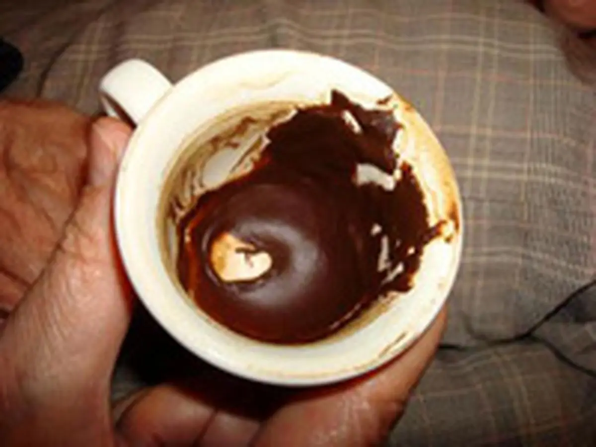فال قهوه؛ گریز از آینده به سمت خرافات