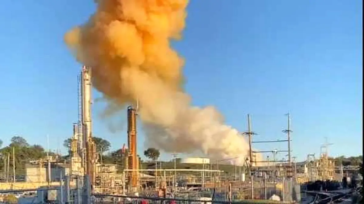 انفجار در کارخانه شیمیایی آمریکا