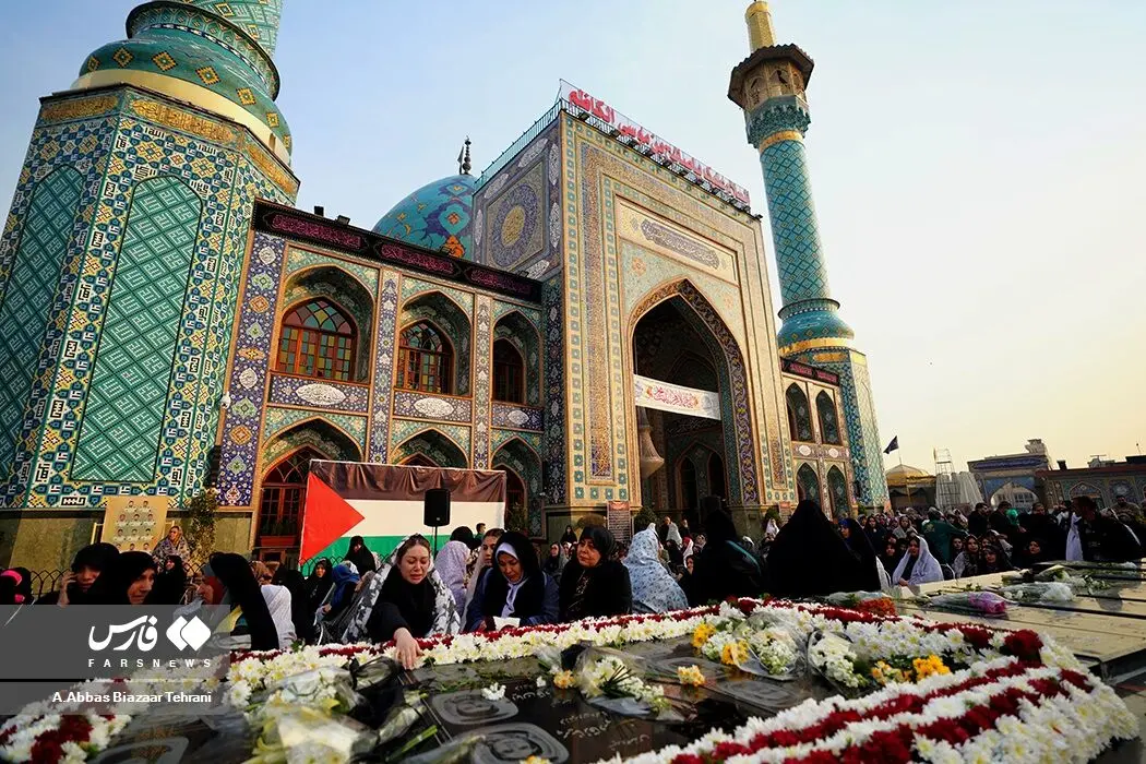 بزرگداشت شهدای سقوط هواپیمای اوکراینی/ گزارش تصویری