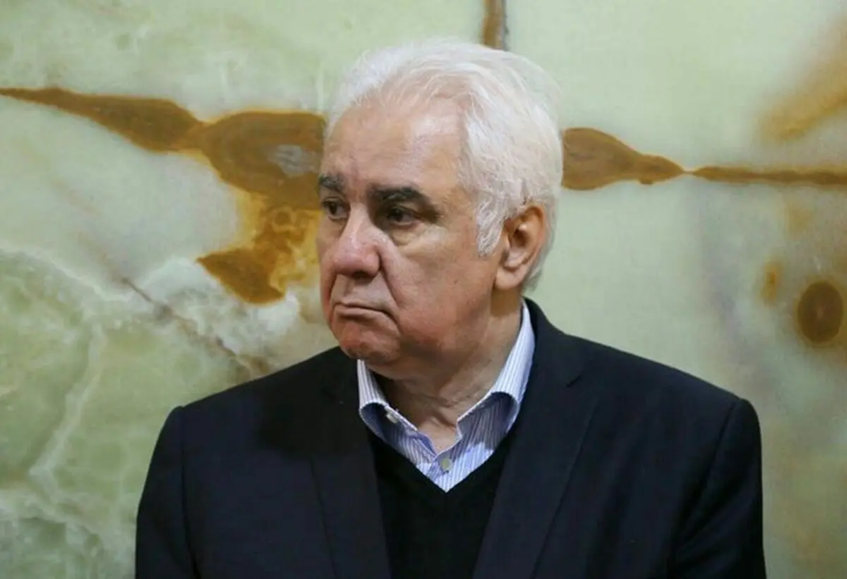 شفر حسینی را دوست دارد