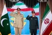در دیدار رئیس ستاد کل نیروهای مسلح ایران با فرمانده ارتش پاکستان چه گذشت؟
