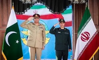 در دیدار رئیس ستاد کل نیروهای مسلح ایران با فرمانده ارتش پاکستان چه گذشت؟