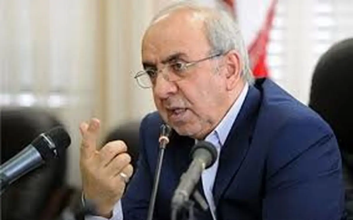 خودروسازان شرکت های زیرمجموعه خود را واگذار کنند
