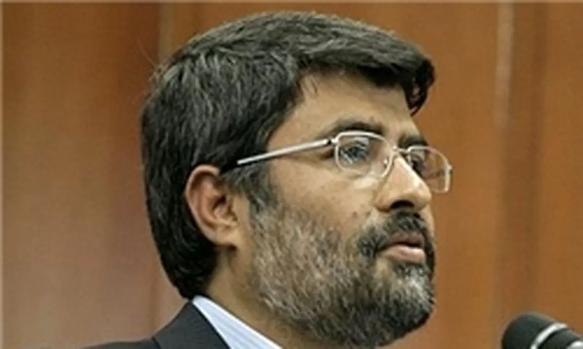 رفتار ناهنجار انتخاباتی در دو دسته جرم و تخلف جای میگیرد