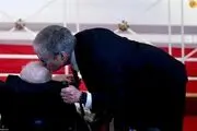 جیمی کارتر با ویلچر در سن ۹۹ سالگی +فیلم