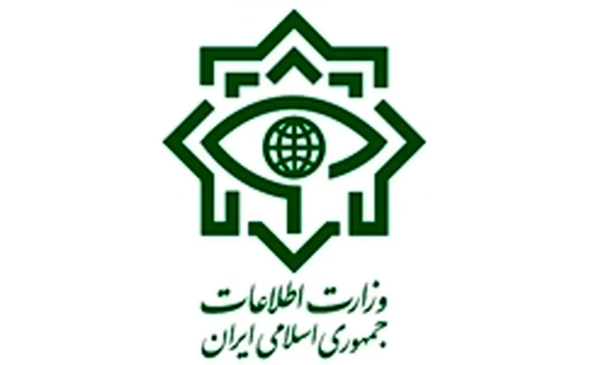 باند جعل عنوان وزارت اطلاعات و دفتر مقام معظم رهبری منهدم شد