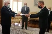 رونوشت استوارنامه سفیر جدید آلمان به ظریف تقدیم شد