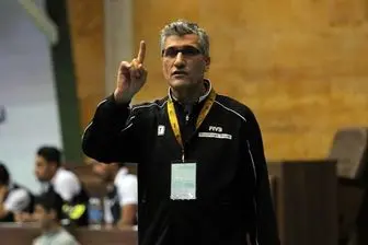 مربی سرشناس والیبال ایران، اینبار به مصاف کرونا می رود