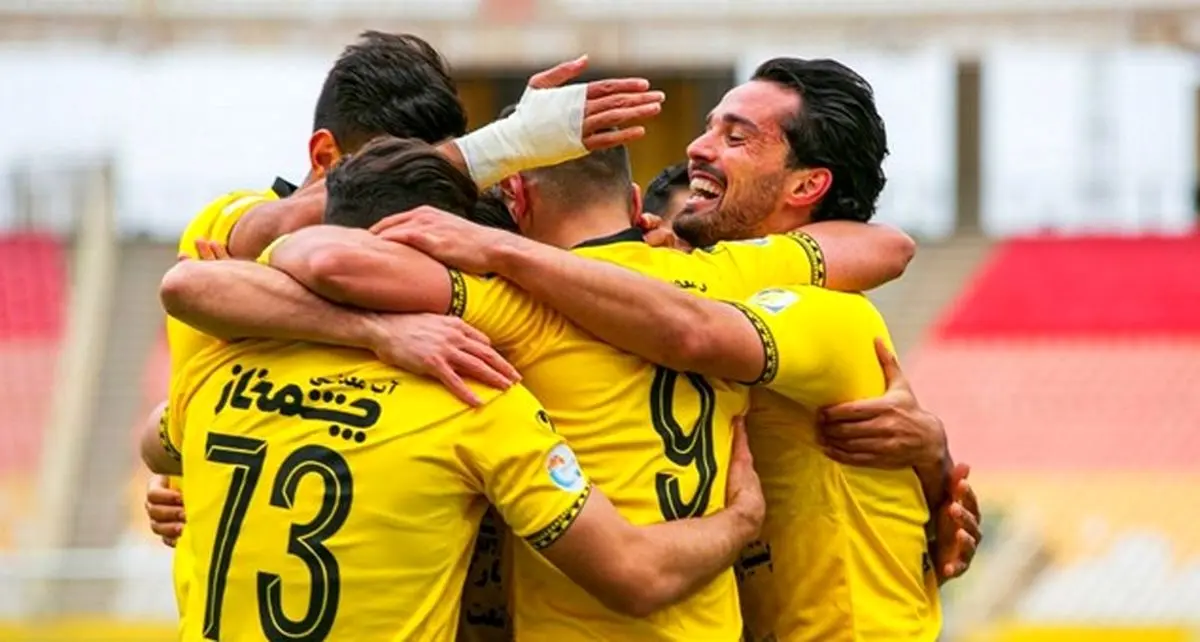 سپاهان با شکست زنیت به استقبال پرسپولیس رفت