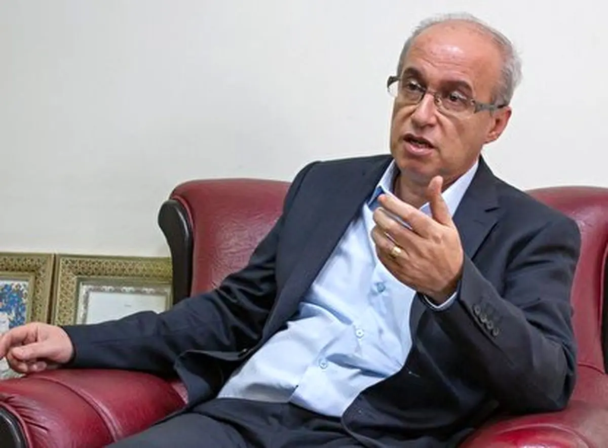 رونق تولید داخلی و مشارکت بخش خصوصی رشد و شکوفایی اقتصاد را رقم می زند/اقتصاد باید از انحصار دولت ها خارج شود