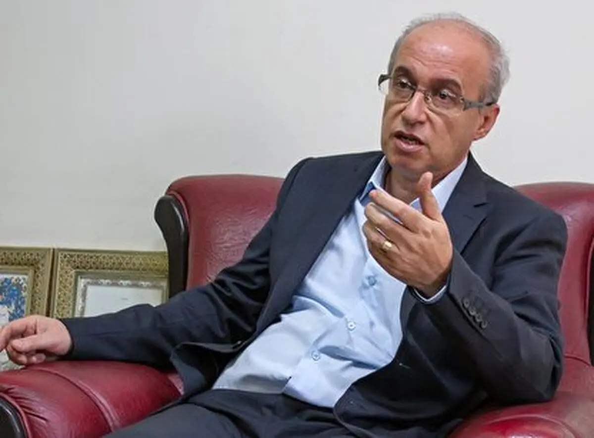 رونق تولید داخلی و مشارکت بخش خصوصی رشد و شکوفایی اقتصاد را رقم می زند/اقتصاد باید از انحصار دولت ها خارج شود
