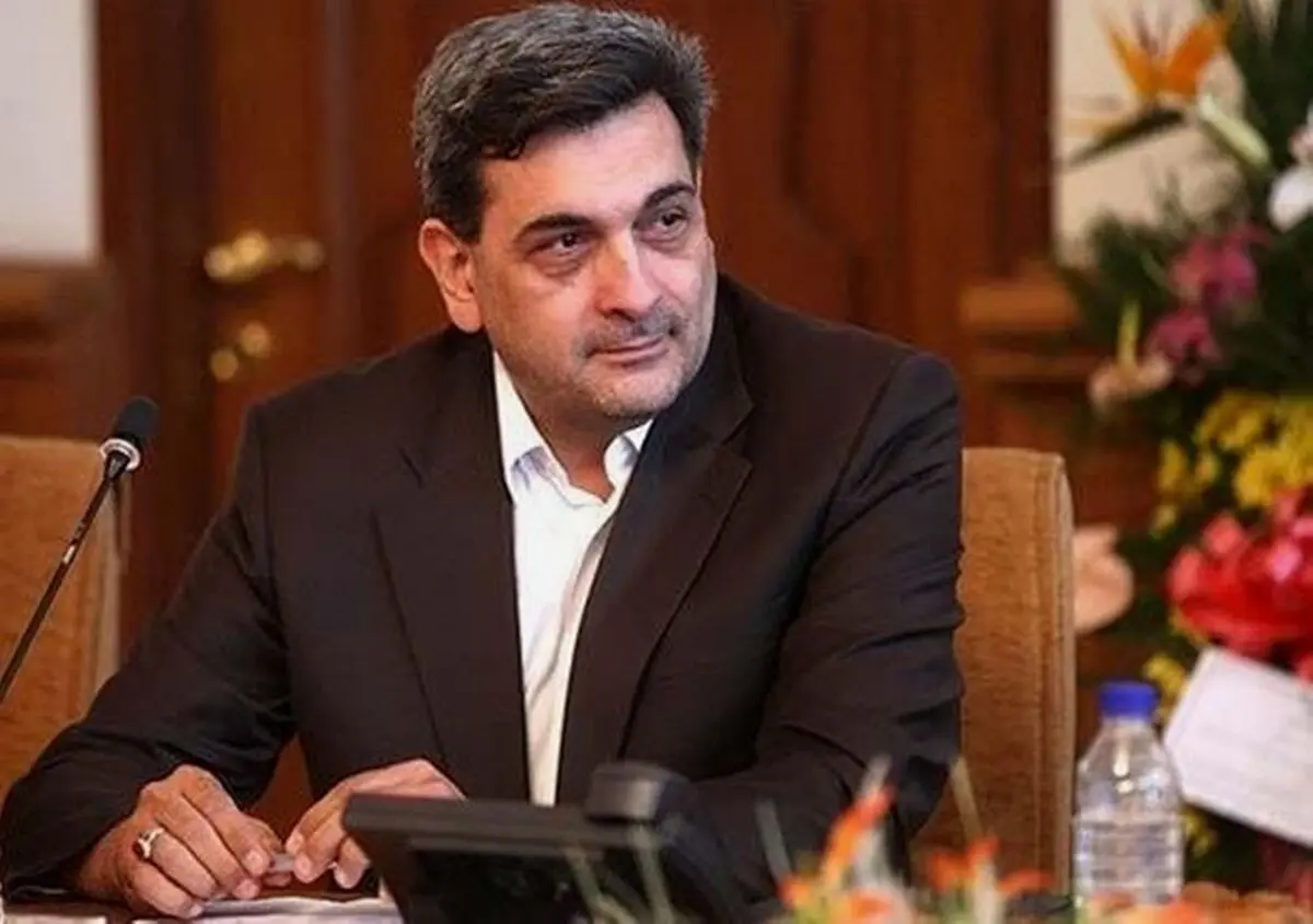 حضور شهردار جدید در شورای شهر برای قرائت سوگندنامه

