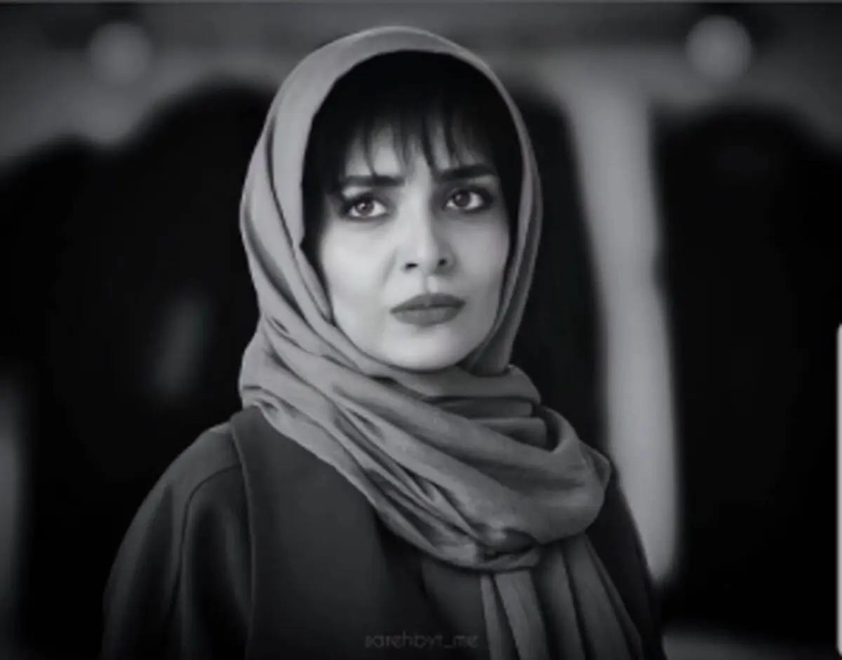 ساره بیات هم از کشور رفت؟ /عکس