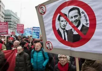 ۲۰ هزار اتریشی در اعتراض به سیاست های دولت تظاهرات کردند