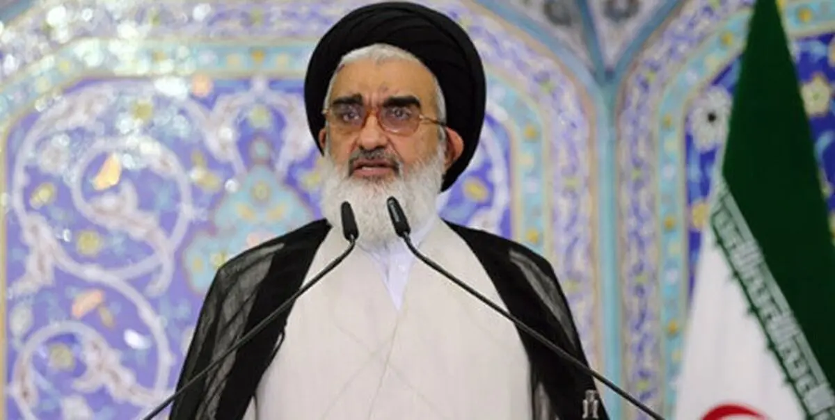 جدایی حوزه از سیاست خواسته انگلیس است 